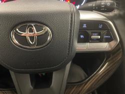2024 Toyota Landcruiser Sahara FJA300R 4X4 Dual Range Silver Pearl