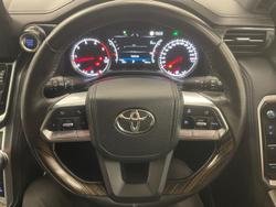 2024 Toyota Landcruiser Sahara FJA300R 4X4 Dual Range Silver Pearl