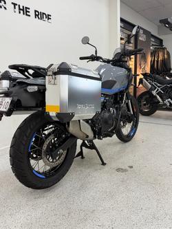 2024 Royal Enfield HIMALAYAN 450 Blue