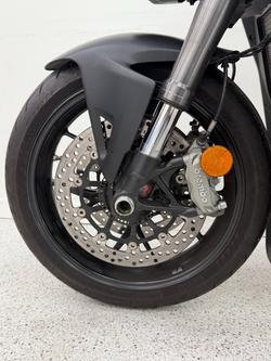 2023 DUCATI STREETFIGHTER V2 Green