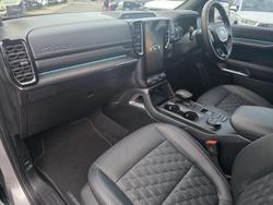 2025 Ford Everest Platinum