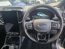 2025 Ford Everest Platinum