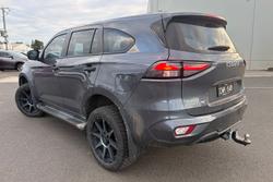 2023 Isuzu MU-X LS-M