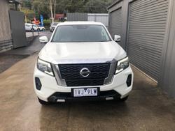 2022 Nissan Navara ST