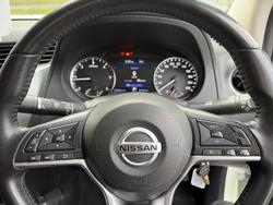 2022 Nissan Navara ST