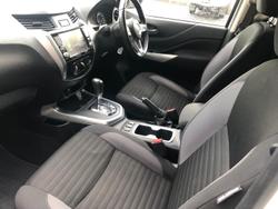 2022 Nissan Navara ST