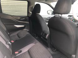 2022 Nissan Navara ST