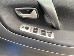 2006 Suzuki Liana