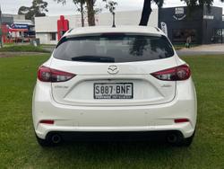 2016 Mazda 3 Maxx