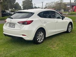 2016 Mazda 3 Maxx