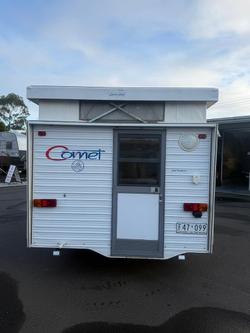 1997 Royal Flair Comet 16' ( 5.0M )