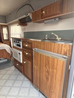 1997 Royal Flair Comet 16' ( 5.0M )