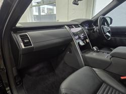 2021 Land Rover Discovery D300 SE