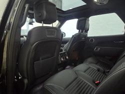 2021 Land Rover Discovery D300 SE