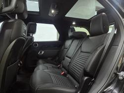 2021 Land Rover Discovery D300 SE