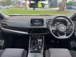 2024 Nissan X-TRAIL ST