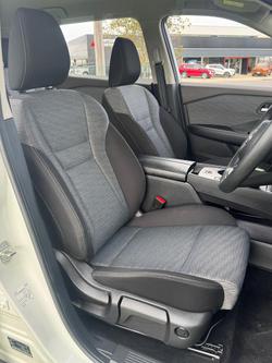 2024 Nissan X-TRAIL ST