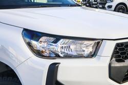 2024 Toyota Hilux SR
