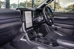 2024 Ford Everest Platinum