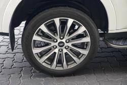 2024 Ford Everest Platinum