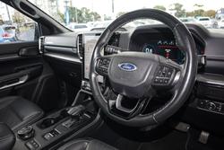 2024 Ford Everest Platinum