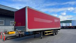 2011 Maxitrans 16P Dry Van Red