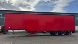 2015 Krueger 34P Drop Deck Red