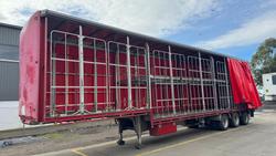 2015 Krueger 34P Drop Deck Red