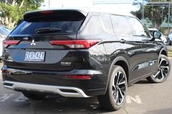 2025 Mitsubishi Outlander PHEV Exceed Tourer