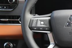 2025 Mitsubishi Outlander PHEV Exceed Tourer