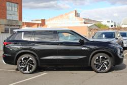 2025 Mitsubishi Outlander PHEV Exceed Tourer