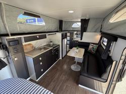 2018 Windsor Seka 552