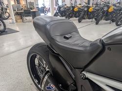 2015 DUCATI DIAVEL CARBON Black