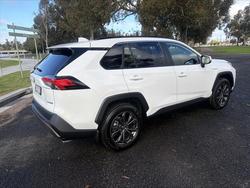 2024 Toyota RAV4 GXL