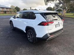 2024 Toyota RAV4 GXL