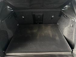 2023 Volvo XC40 Ultimate B4 Dark