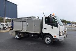 2017 Hino 300 Series 921