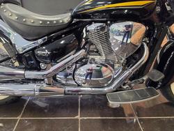 2017 Suzuki VL800T (BOULEVARD C50T) BLACK