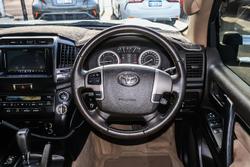 2011 Toyota Landcruiser Altitude