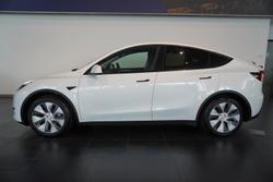 2023 Tesla Model Y Rear-Wheel Drive