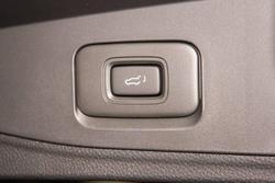 2026 Isuzu MU-X LS-T