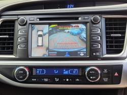 2017 Toyota Kluger Grande