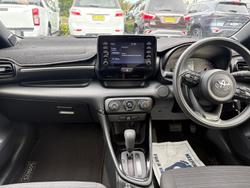 2022 Toyota Yaris Ascent Sport