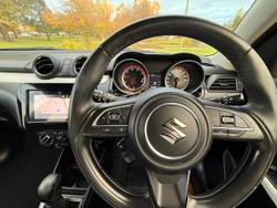 2017 Suzuki Swift GL Navigator