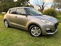 2017 Suzuki Swift GL Navigator