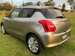 2017 Suzuki Swift GL Navigator