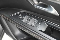 2022 Peugeot 5008 GT Sport