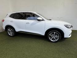 2022 MG HS Essence