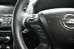 2018 Nissan Pathfinder ST-L