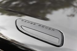 2025 Land Rover Range Rover Velar P250 Dynamic SE